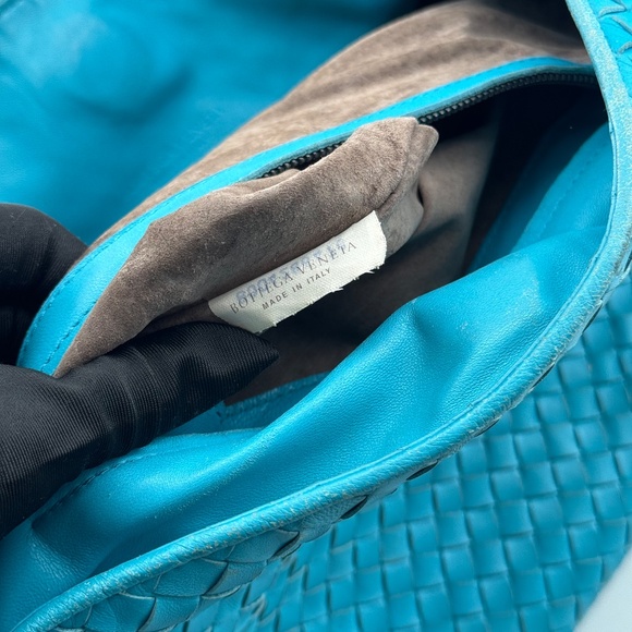 Bottega Veneta Parachute Blue Hand Bag - Picture 4 of 16